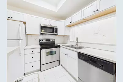 806 W 24th Street #114, Austin, TX 78705 - Photo 5