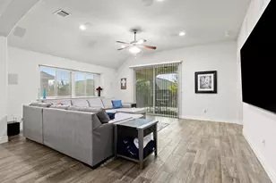 321 Lightcliff St, Hutto, TX 78634 - Photo 11