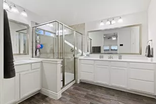 321 Lightcliff St, Hutto, TX 78634 - Photo 13