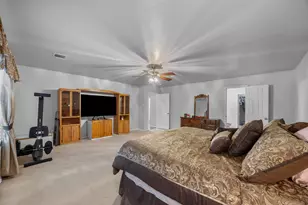 951 Brandi Cir, Kyle, TX 78640 - Photo 13