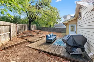 2010 Cervin Blvd, Austin, TX 78728 - Photo 23