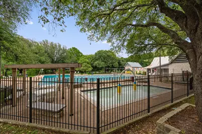 2010 Cervin Boulevard, Austin, TX 78728 - Photo 31