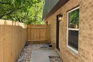 2904 Sweeney Ln, Austin, TX 78723 - Photo 5