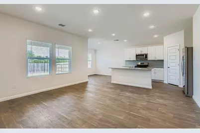 329 Butterfly Rose Drive, New Braunfels, TX 78130 - Photo 7