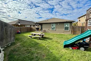 416 Purple Martin Ave, Kyle, TX 78640 - Photo 15