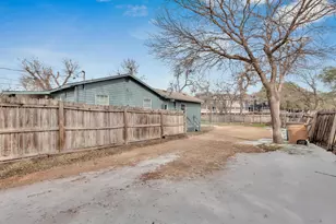 8503 Rosemary Ln, Austin, TX 78753 - Photo 25