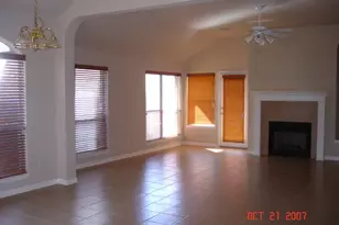 1719 Maize Bend Dr, Austin, TX 78727 - Photo 3