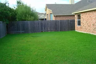 1719 Maize Bend Dr, Austin, TX 78727 - Photo 7