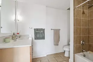 711 W 26th St, Austin, TX 78705 - Photo 25