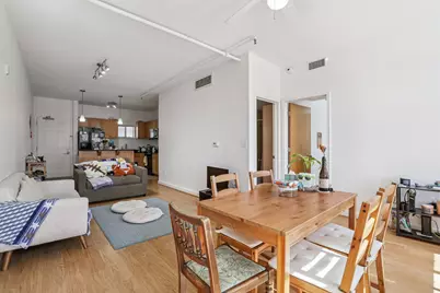 711 W 26th Street #704, Austin, TX 78705 - Photo 5