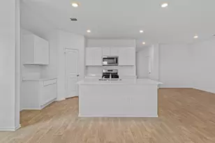 12216 Silverton Tree Bnd, Mustang Ridge, TX 78610 - Photo 17