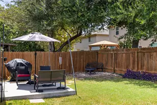 1104 Laurelleaf Dr, Pflugerville, TX 78660 - Photo 11