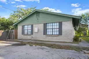 838 N Meadows Dr, Austin, TX 78758 - Photo 17
