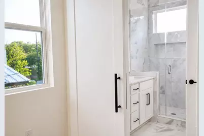1123 Omega Avenue #1, Austin, TX 78721 - Photo 17