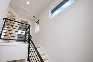 1123 Omega Ave, Austin, TX 78721 - Photo 13
