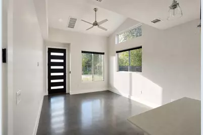 1123 Omega Avenue #1, Austin, TX 78721 - Photo 9