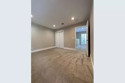 935 La Posada Drive #145, Austin, TX 78752 - Photo 17