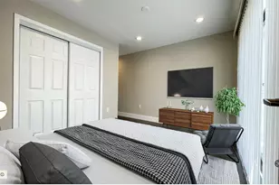 935 La Posada Dr, Austin, TX 78752 - Photo 9