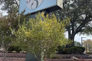 935 La Posada Dr, Austin, TX 78752 - Photo 3