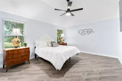 128 Clarence Court, Buda, TX 78610 - Photo 11