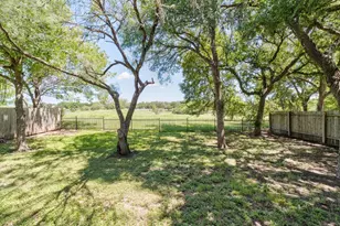 128 Clarence Ct, Buda, TX 78610 - Photo 25