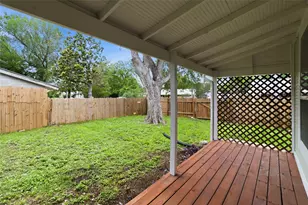 1201 Farm St, Bastrop, TX 78602 - Photo 29