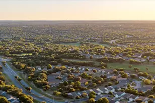 325 Barrington Farm Ct, Georgetown, TX 78633 - Photo 35