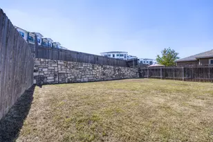 6621 Sunderland Trail, Austin, TX 78747 - Photo 21