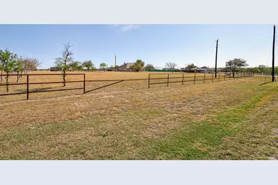 13639 Abrahamson Road, Manor, TX 78653 - Photo 19