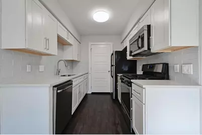 1903 Townesouth Circle #B, Austin, TX 78741 - Photo 7