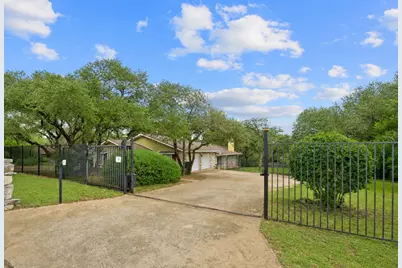 1211 Falcon Ledge Drive, Austin, TX 78746 - Photo 29