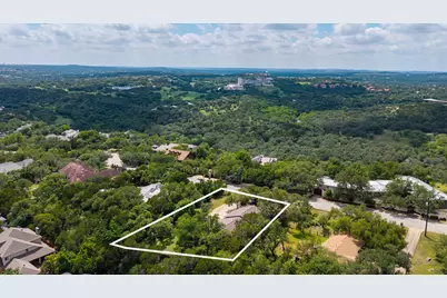 1211 Falcon Ledge Drive, Austin, TX 78746 - Photo 31
