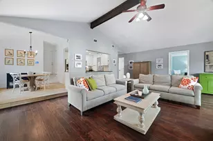 1211 Falcon Ledge Dr, Austin, TX 78746 - Photo 9