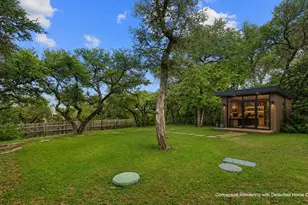 1211 Falcon Ledge Dr, Austin, TX 78746 - Photo 23