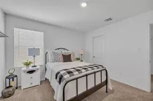 752 Circle Wy, Jarrell, TX 76537 - Photo 13