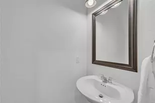 752 Circle Wy, Jarrell, TX 76537 - Photo 23