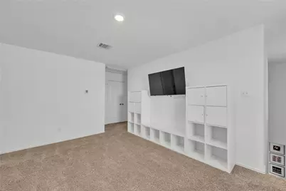 752 Circle Way #35H, Jarrell, TX 76537 - Photo 21