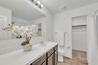 752 Circle Way #35H, Jarrell, TX 76537 - Photo 9