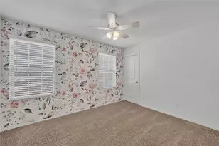 752 Circle Wy, Jarrell, TX 76537 - Photo 17