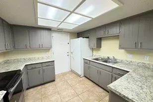 223 Stowaway Cove, Lakeway, TX 78734 - Photo 15