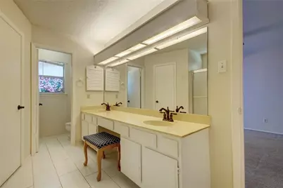 12106 Grey Fawn Path, Austin, TX 78750 - Photo 19