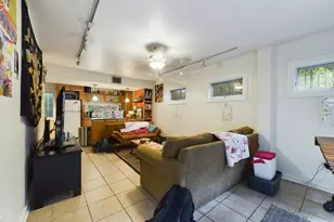 915 Keith Ln, Austin, TX 78705 - Photo 3