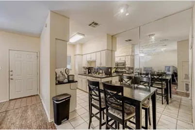 106 E 30th Street #206, Austin, TX 78705 - Photo 7