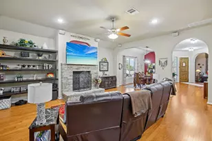 142 Abamillo Dr, Bastrop, TX 78602 - Photo 15