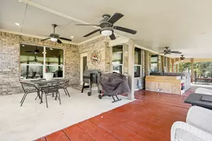 142 Abamillo Dr, Bastrop, TX 78602 - Photo 35