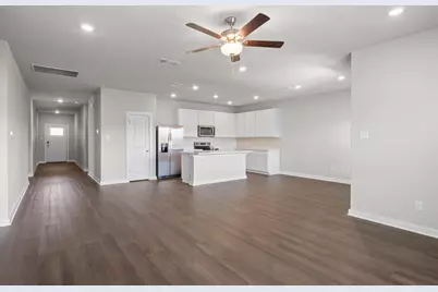 177 Sleep Hollow, Jarrell, TX 76537 - Photo 13