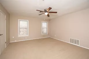 812 N Penelope St, Belton, TX 76513 - Photo 17