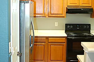 6413 Baythorne Dr, Austin, TX 78747 - Photo 11
