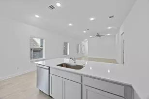 186 Hornet St, Elgin, TX 78621 - Photo 13