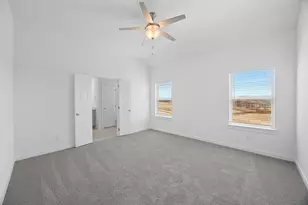 186 Hornet St, Elgin, TX 78621 - Photo 15